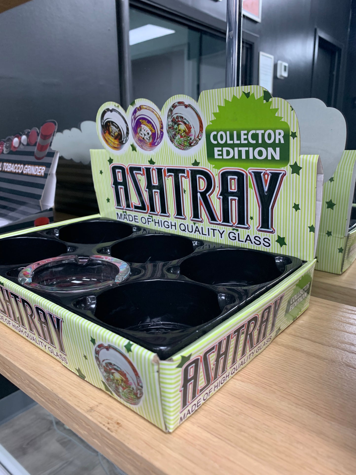 6’ Glass High Quality Ashtrays